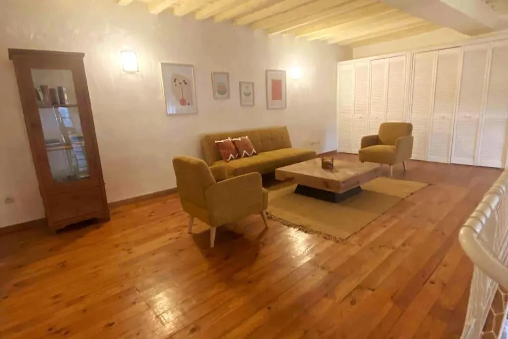 Appartement Grand Duplex Lumineux-Hyper Centre à Arles